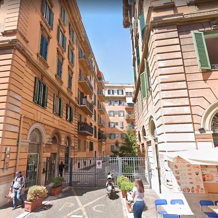 Beautiful Apartment in St Peter Roma Exterior foto